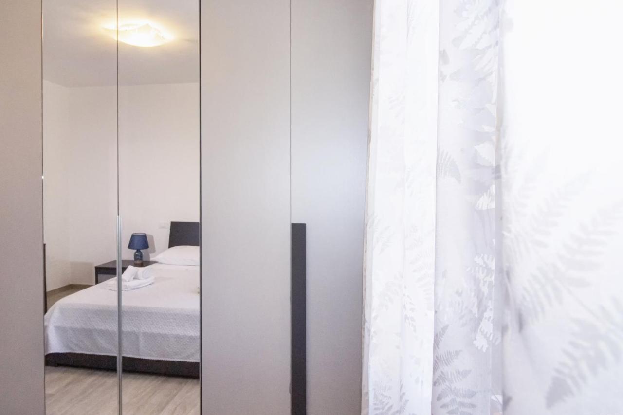 Dd House Family Holiday Apartment เชชินา ภายนอก รูปภาพ
