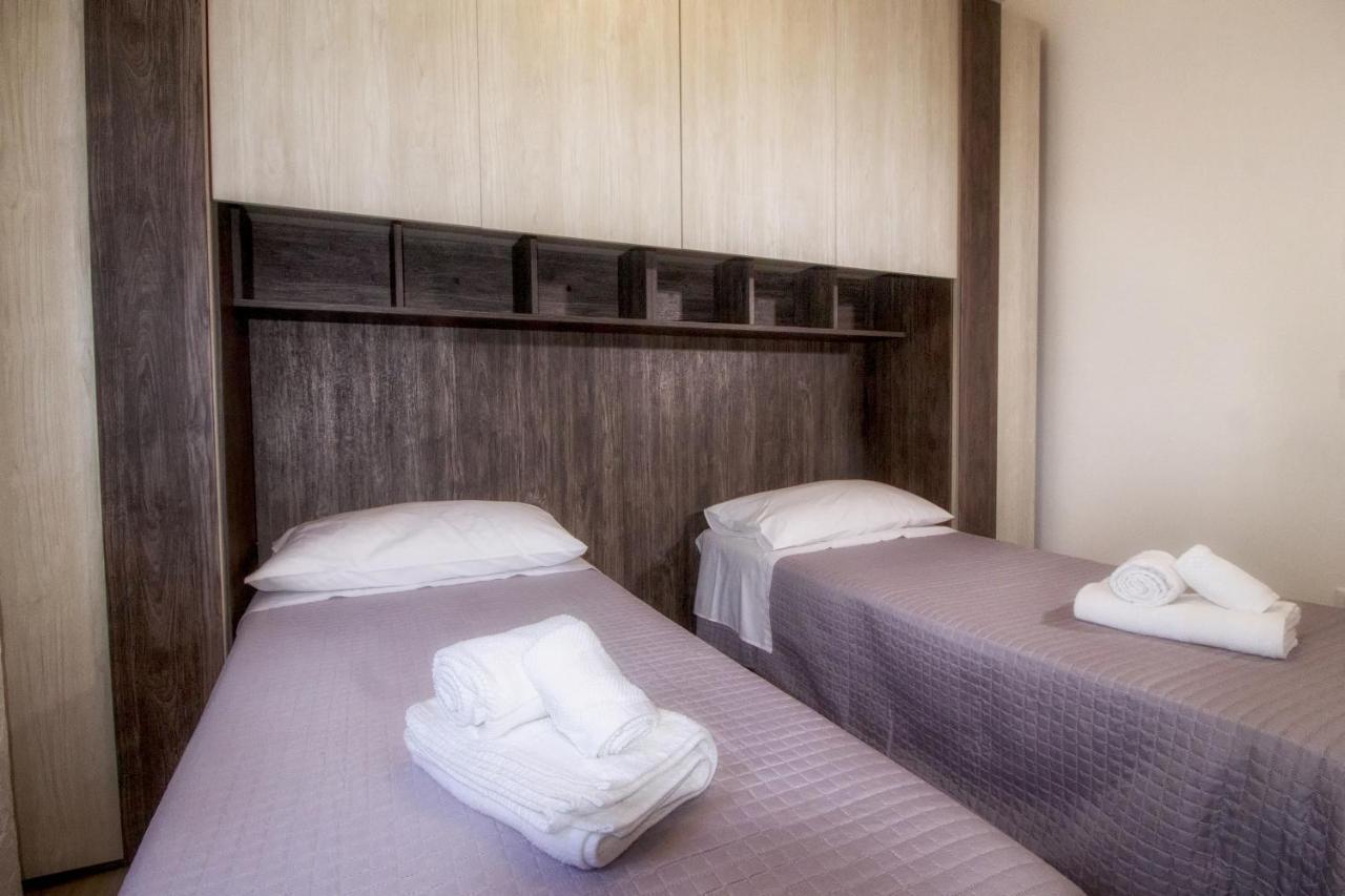 Dd House Family Holiday Apartment เชชินา ภายนอก รูปภาพ