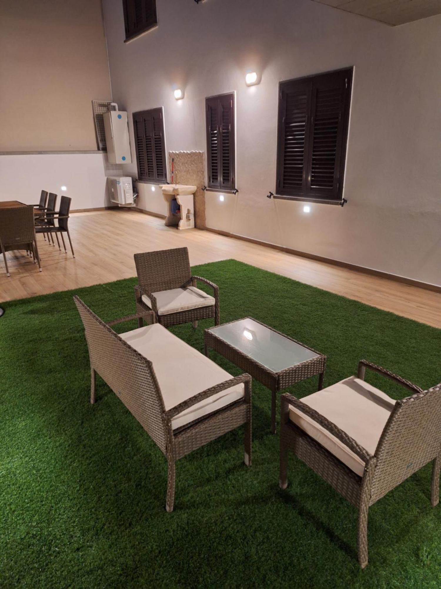 Dd House Family Holiday Apartment เชชินา ภายนอก รูปภาพ