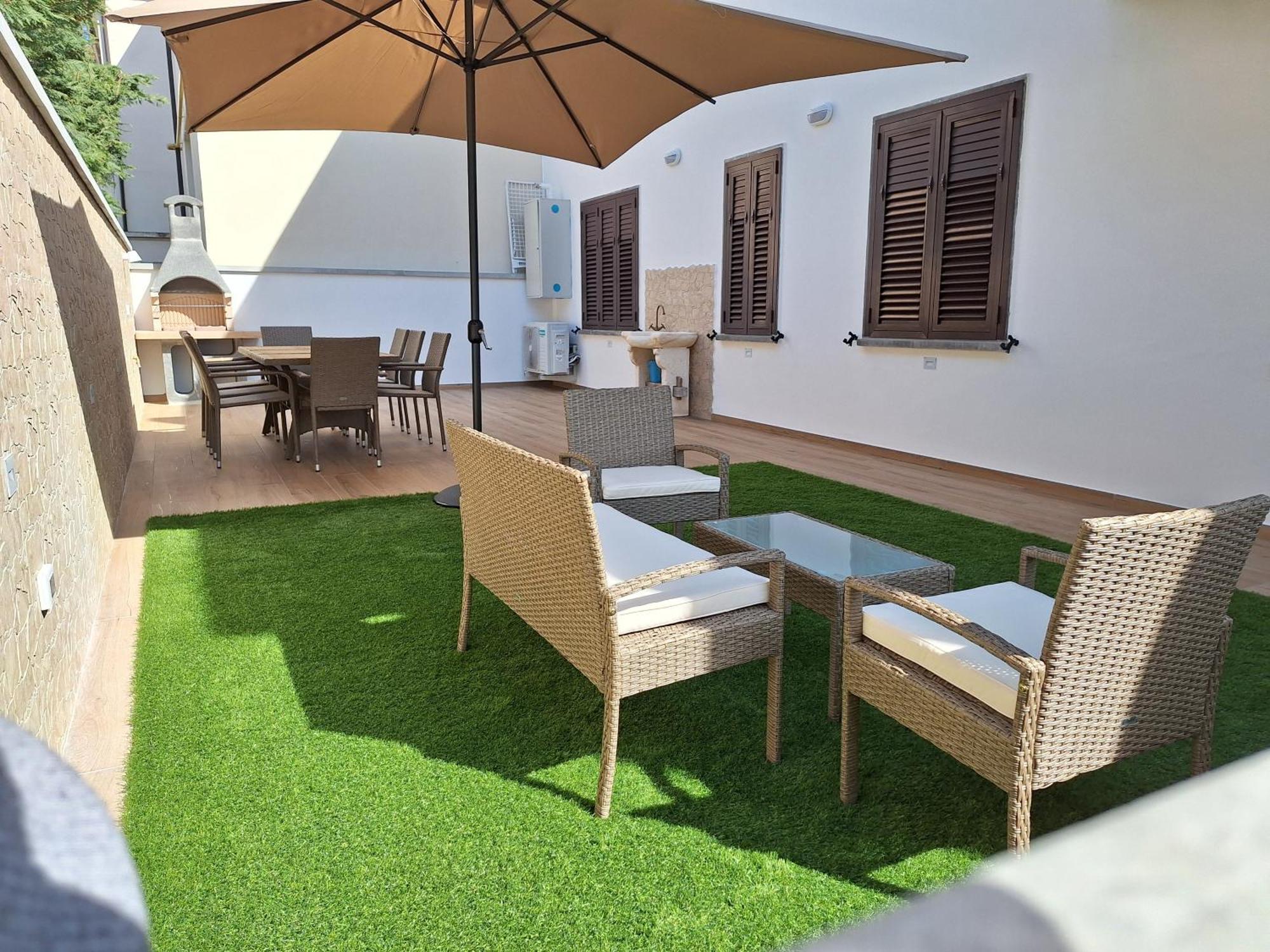 Dd House Family Holiday Apartment เชชินา ภายนอก รูปภาพ